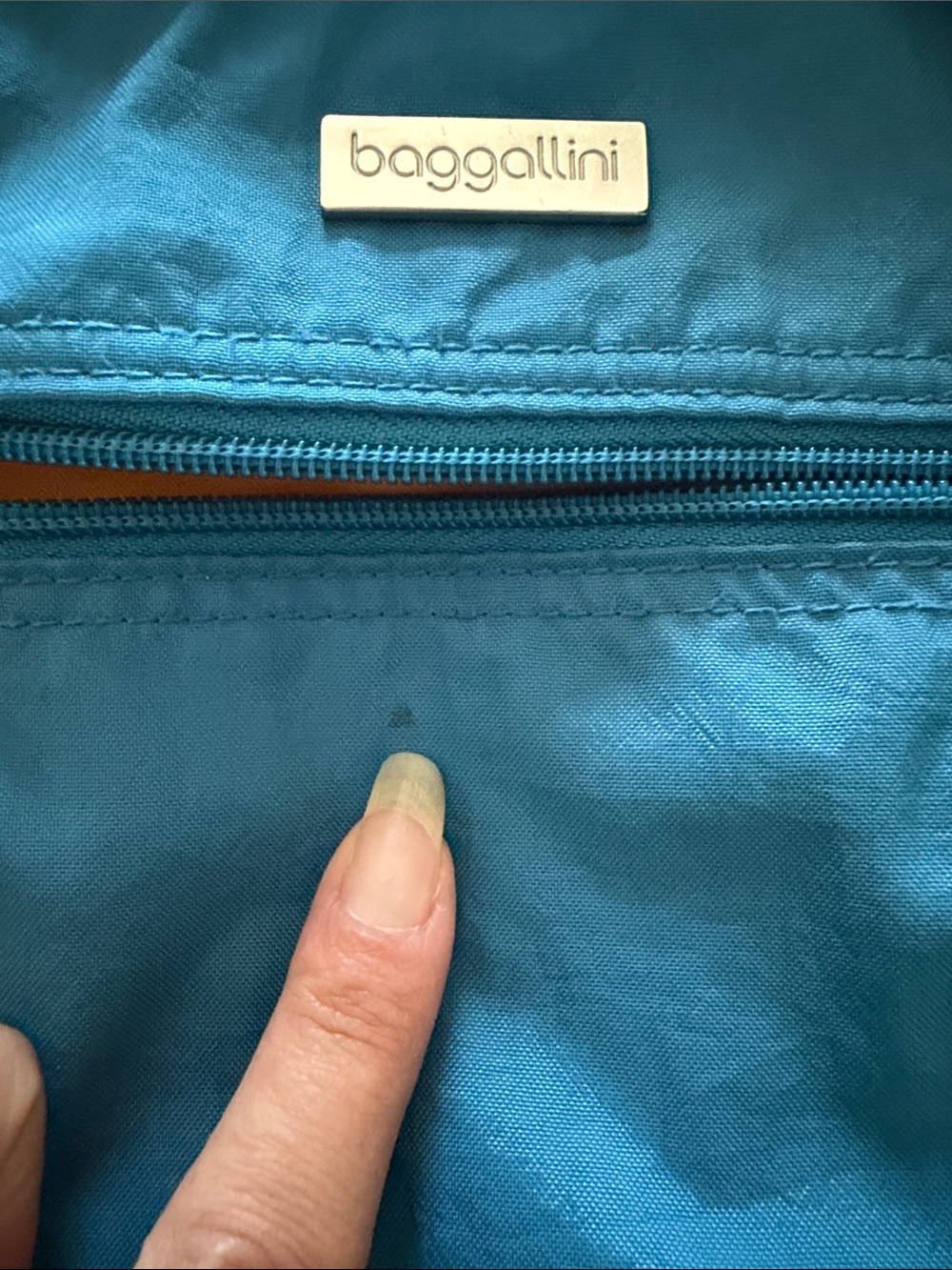 Baggallini Crossbody/belt bag - Picture 8 of 8